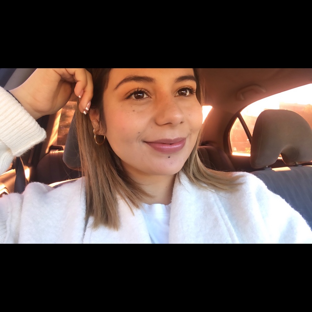 Meet your Posher, Jacqueline